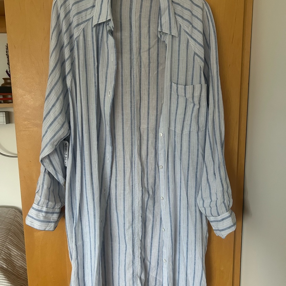 Aritzia Wilfred boyfriend shirt dress size M
